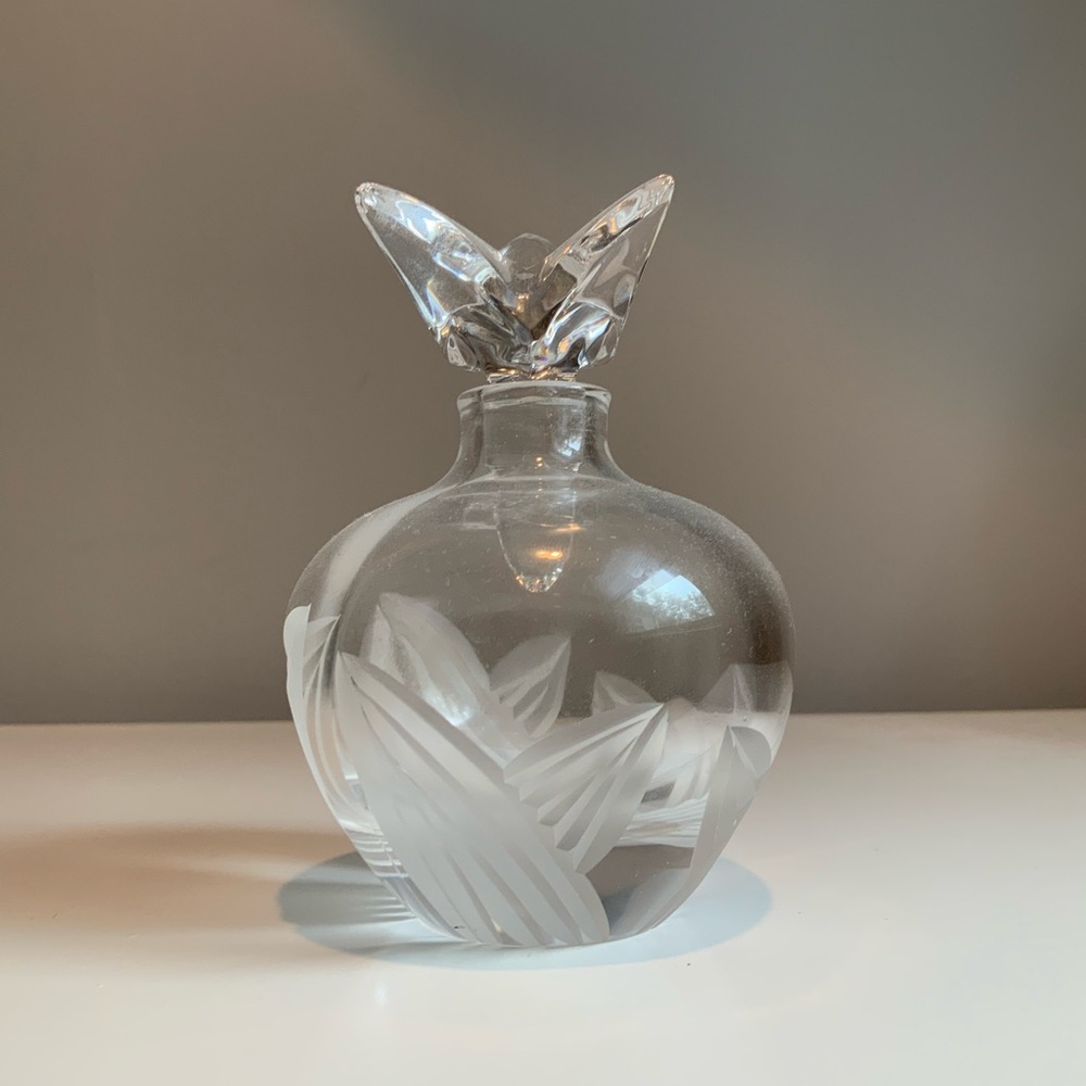 Elegant Crystal Perfume Bottle